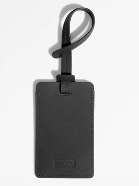 Away Black Leather Luggage Tag